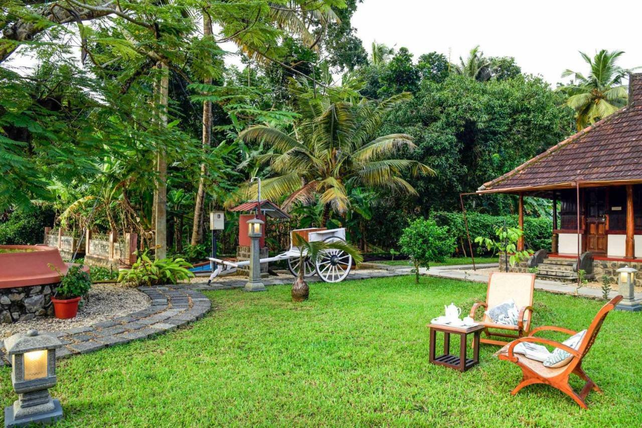 Stayvista At La Riva Heritage Villa With Bicycle Alappuzha Luaran gambar